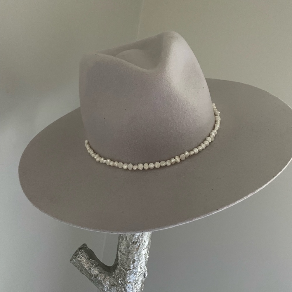 Anthropologie cowboy hat Gray Fedora with Pearl Detail
